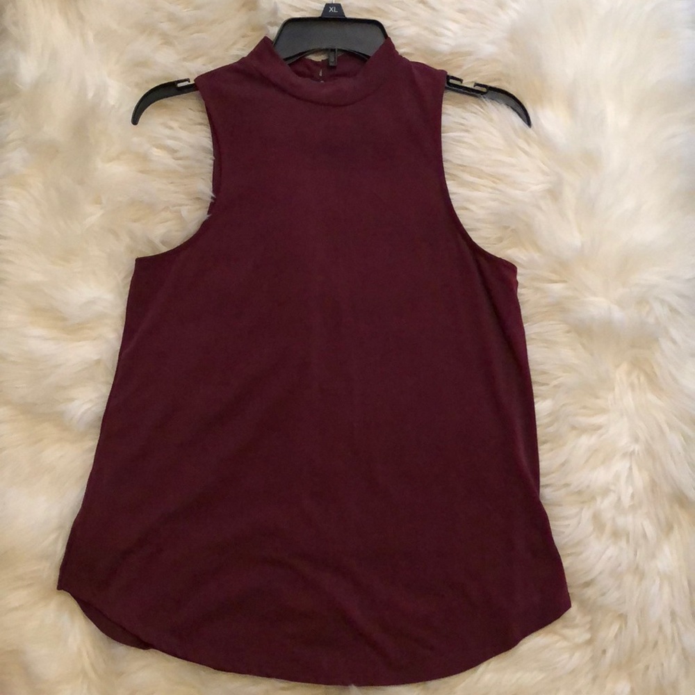 NWOT Massini burgundy/wine color tank top